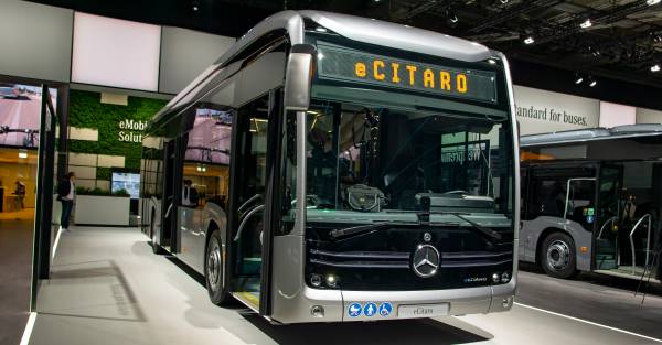 Mercedes-Benz eCitaro. Фото: Paceman / shutterstock 