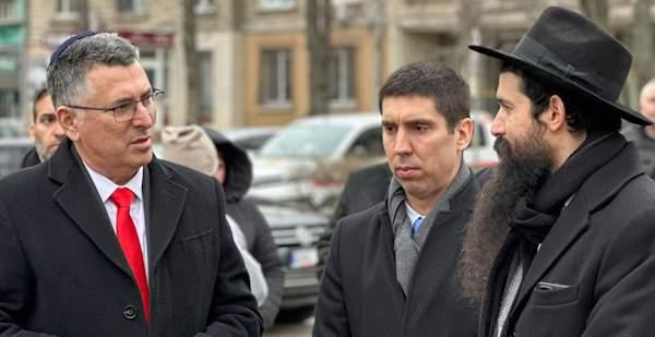 Гидеон Саар, Михай Попшой и рав Аксельрод(Chabad Moldova)
