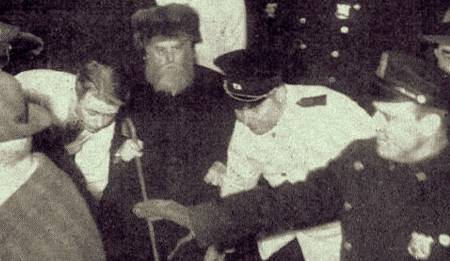 Ребе РАЯЦ в порту